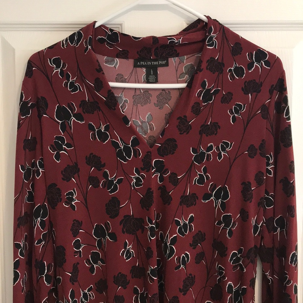Pea in the Pod maternity top